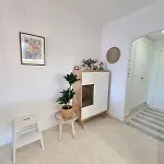 Con Piscina A Un Paso Del Centro Apartament
