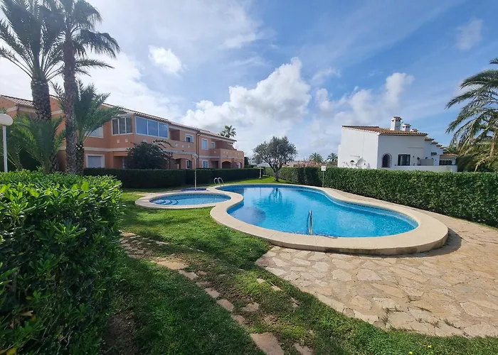 Апартаменты Con Piscina A Un Paso Del Centro Дения