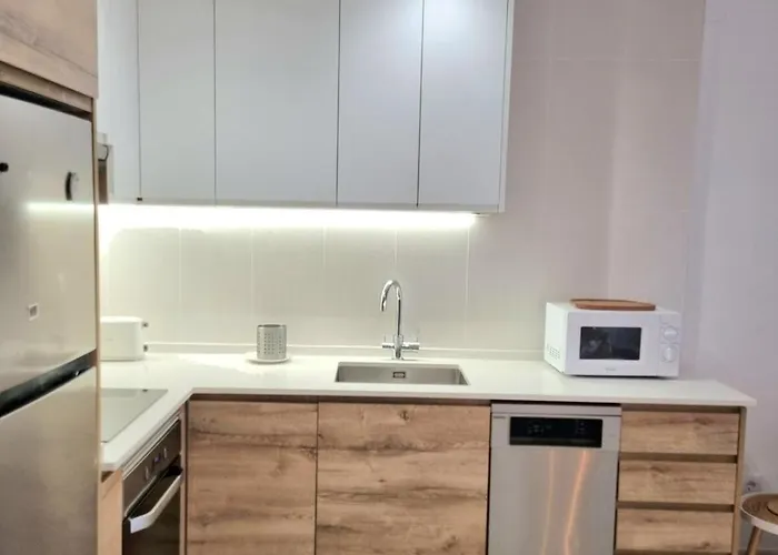 Con Piscina A Un Paso Del Centro * Дения