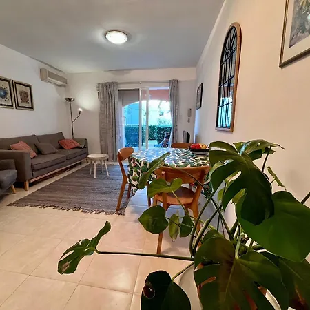 Con Piscina A Un Paso Del Centro Appartement