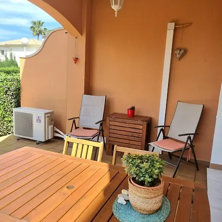 Con Piscina Y Parking Gratuito A Un Paso Del Centro Apartament Denia